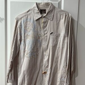 Rare Mark Echo Cut & Sew button down shirt w embroidered skull size M.